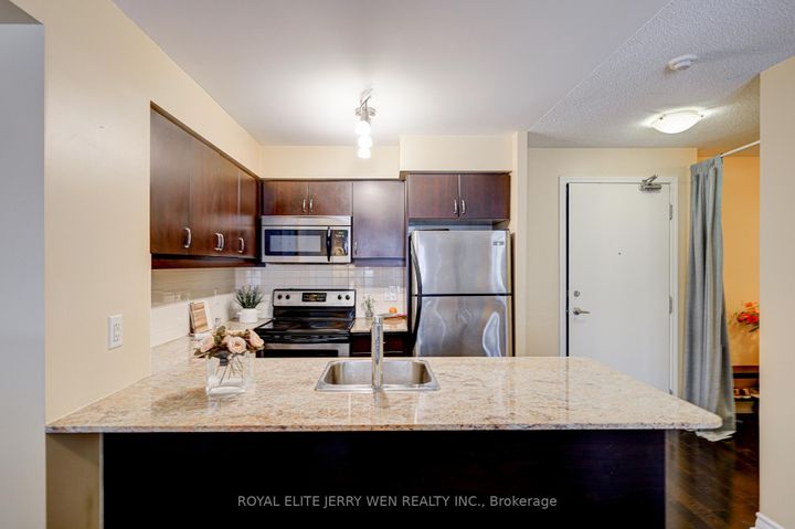 Photo 8 at 304 - 27 Rean Drive, Bayview Village, Toronto Photo 8 at 304 - 27 Rean Drive, Bayview Village, Toronto