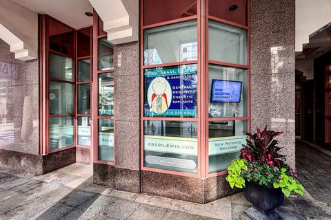 Photo 37 at 1009 - 736 Bay Street, Bay Street Corridor, Toronto