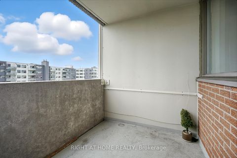 Photo 31 at 902 - 45 Silver Springs Boulevard, L'Amoreaux, Toronto