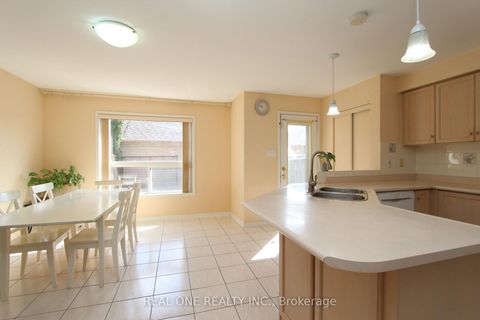 Photo 6 at 51 Forest Run Boulevard, Patterson, Vaughan