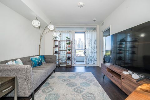 Photo 1 at 508W - 27 Bathurst Street, Waterfront Communities C1, Toronto