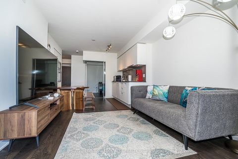 Photo 8 at 508W - 27 Bathurst Street, Waterfront Communities C1, Toronto
