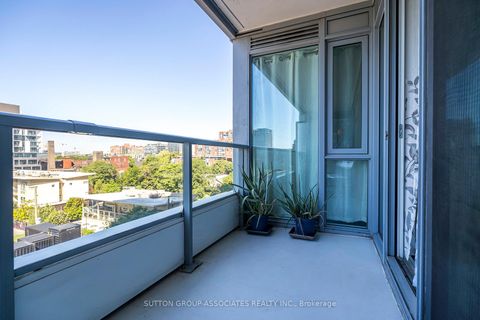 Photo 12 at 508W - 27 Bathurst Street, Waterfront Communities C1, Toronto