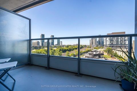 Photo 13 at 508W - 27 Bathurst Street, Waterfront Communities C1, Toronto