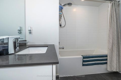 Photo 20 at 508W - 27 Bathurst Street, Waterfront Communities C1, Toronto