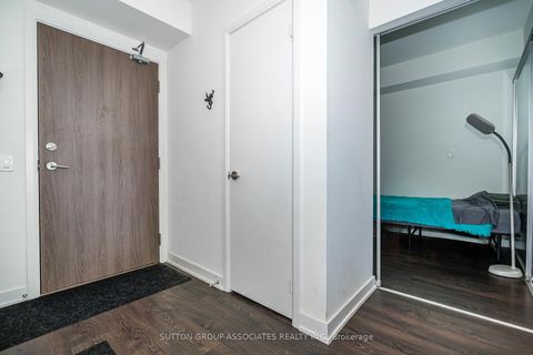 Photo 21 at 508W - 27 Bathurst Street, Waterfront Communities C1, Toronto