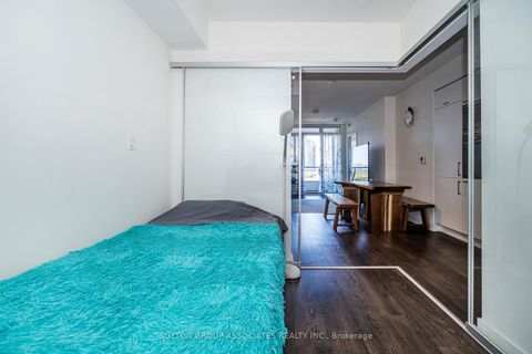 Photo 23 at 508W - 27 Bathurst Street, Waterfront Communities C1, Toronto
