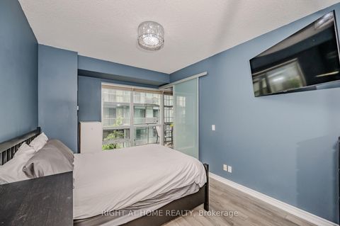 Photo 13 at 917 - 15 James Finlay Way, CFB, Toronto