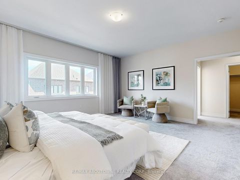Photo 17 at 91 Hallaran Road, GO Glenorchy, Oakville