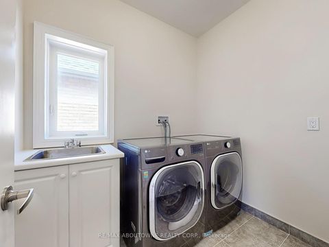 Photo 27 at 91 Hallaran Road, GO Glenorchy, Oakville