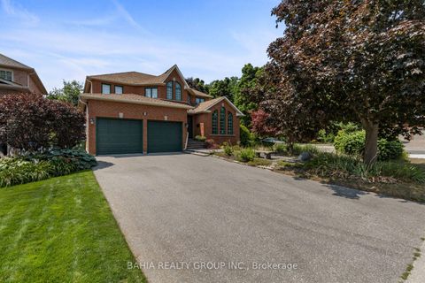 Photo 4 at 2 Tanis Crescent, Centennial Scarborough, Toronto