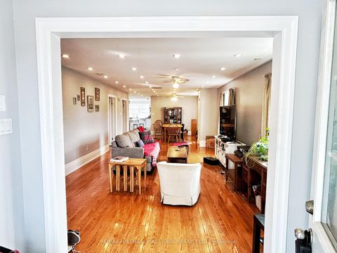 Photo 4 at 57 Wendell Avenue, Pelmo Park W4, Toronto