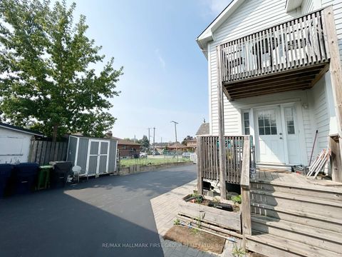 Photo 32 at 57 Wendell Avenue, Pelmo Park W4, Toronto