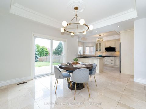 Photo 15 at 9 Dalewood Drive, Bayview Hill, Richmond Hill
