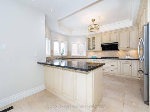 Photo 16 at 9 Dalewood Drive, Bayview Hill, Richmond Hill