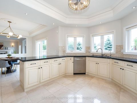 Photo 18 at 9 Dalewood Drive, Bayview Hill, Richmond Hill