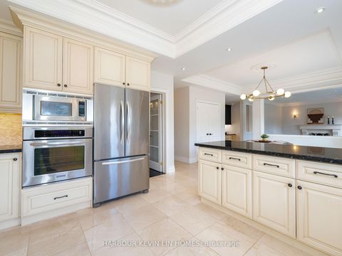 Photo 19 at 9 Dalewood Drive, Bayview Hill, Richmond Hill