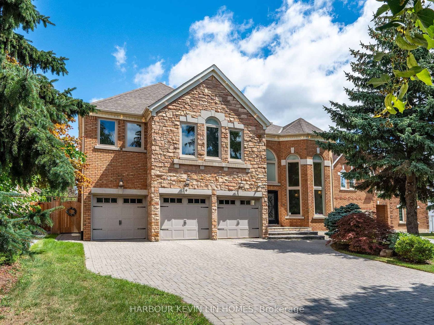 9 Dalewood Drive, Bayview Hill, Richmond Hill 