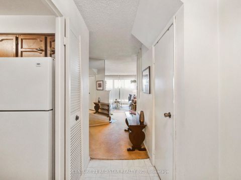Photo 1 at 332 - 4001 Don Mills Road, Hillcrest Village, Toronto