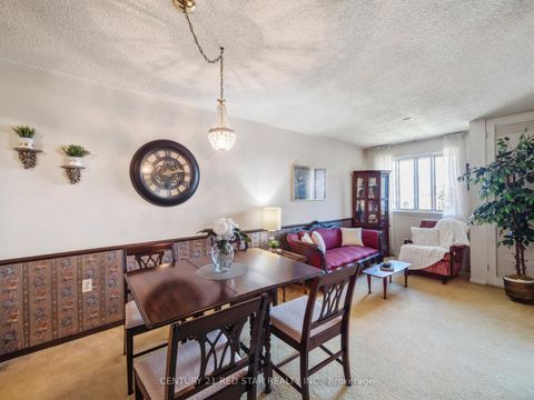 Photo 10 at 332 - 4001 Don Mills Road, Hillcrest Village, Toronto