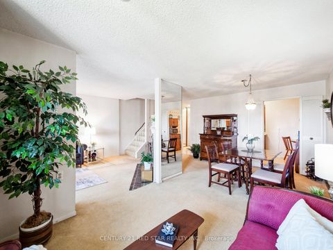 Photo 14 at 332 - 4001 Don Mills Road, Hillcrest Village, Toronto