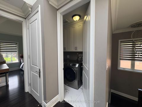 Photo 9 at 3686 Ellesmere Road S, Highland Creek, Toronto
