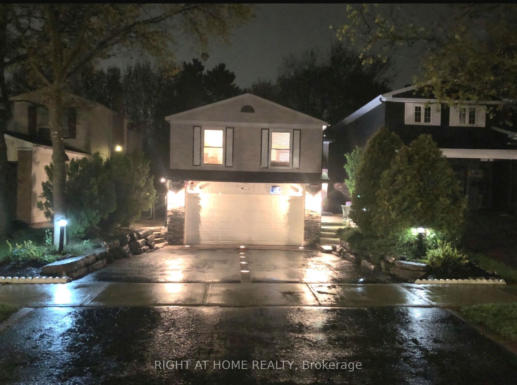 168 Springhead Gardens, North Richvale, Richmond Hill 