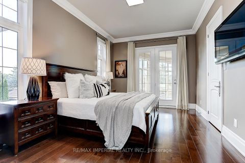 Photo 21 at 39 Fiorello Court, Vellore Village, Vaughan