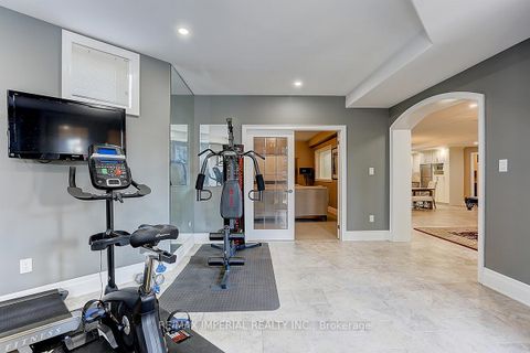Photo 28 at 39 Fiorello Court, Vellore Village, Vaughan