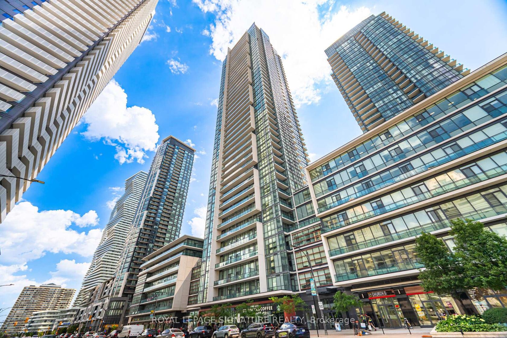 PH4605 - 4070 Confederation Parkway, City Centre, Mississauga by Loree Meneguzzi Real Estate PH4605 - 4070 Confederation Parkway, City Centre, Mississauga
