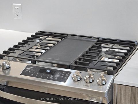 Photo 14 at 402 - 1331 Queen Street E, South Riverdale, Toronto