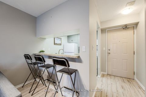 Photo 10 at 933 - 222 The Esplanade, Waterfront Communities C8, Toronto Photo 10 at 933 - 222 The Esplanade, Waterfront Communities C8, Toronto