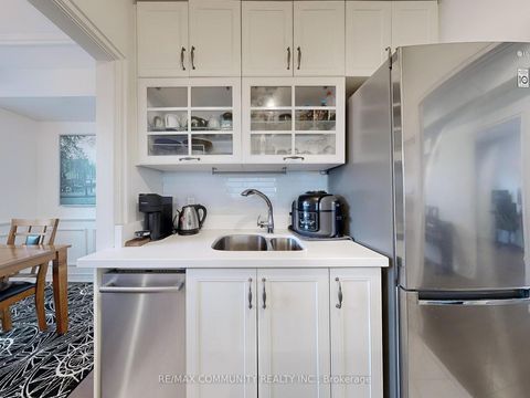 Photo 18 at 309 - 740 Eglinton Avenue W, Forest Hill North, Toronto
