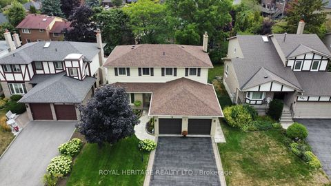 Photo 2 at 566 Creekview Circle, West Shore, Pickering