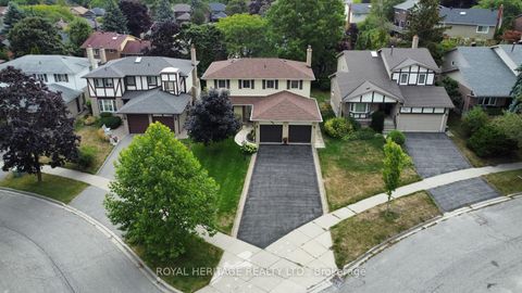 Photo 3 at 566 Creekview Circle, West Shore, Pickering
