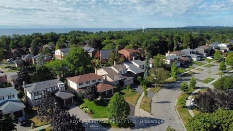 Photo 6 at 566 Creekview Circle, West Shore, Pickering