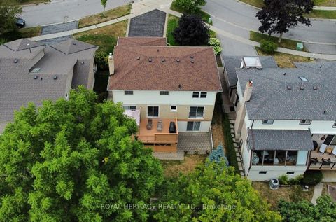 Photo 41 at 566 Creekview Circle, West Shore, Pickering