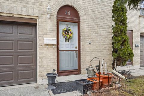 Photo 2 at 34 Corvus Star Way, Henry Farm, Toronto
