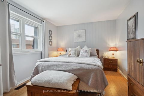 Photo 14 at 34 Corvus Star Way, Henry Farm, Toronto