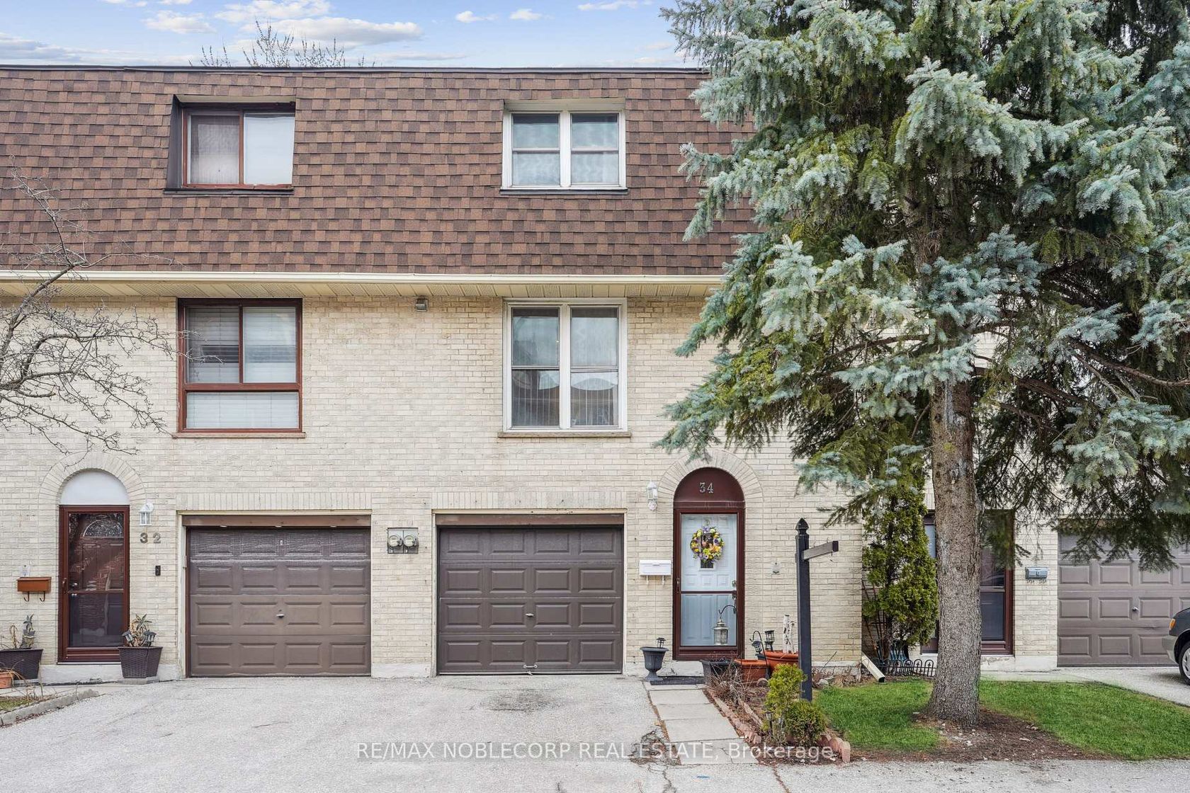 34 Corvus Star Way, Henry Farm, Toronto 