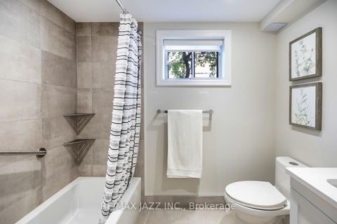 Photo 32 at 54 Bartel Drive, Jane Heights, Toronto