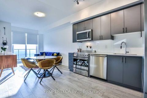 Photo 1 at 2206 - 3700 Highway 7, Vaughan Corporate Centre, Vaughan