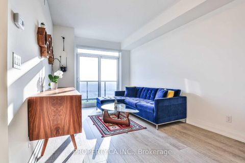 Photo 3 at 2206 - 3700 Highway 7, Vaughan Corporate Centre, Vaughan