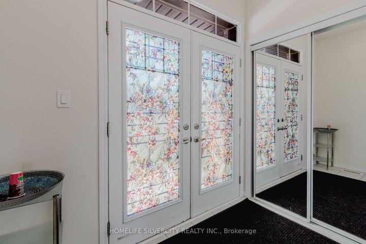 Photo 6 at 256 Bedrock Drive, Stoney Creek Mountain, Hamilton