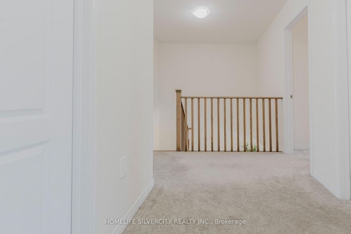 Photo 19 at 256 Bedrock Drive, Stoney Creek Mountain, Hamilton