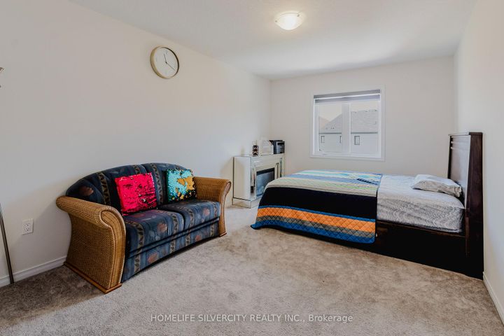 Photo 21 at 256 Bedrock Drive, Stoney Creek Mountain, Hamilton