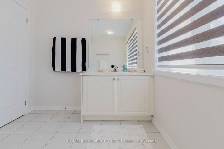 Photo 23 at 256 Bedrock Drive, Stoney Creek Mountain, Hamilton