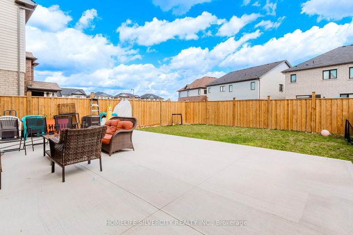 Photo 38 at 256 Bedrock Drive, Stoney Creek Mountain, Hamilton