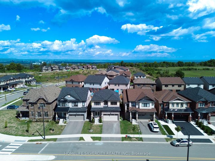 Photo 41 at 256 Bedrock Drive, Stoney Creek Mountain, Hamilton