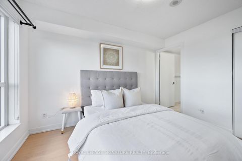 Photo 14 at 921 - 181 Village Green Square, Malvern West, Toronto
